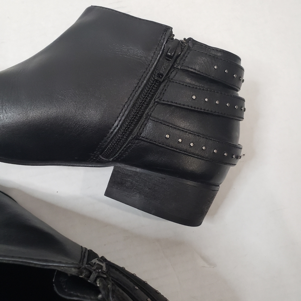 Seychelles Black Leather Pointed Toe Buckle Ankle Booties Size 6 - Picture 8 of 14